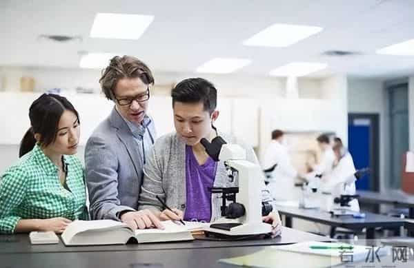 博士被岳父举报嫖娼成瘾 校方回应