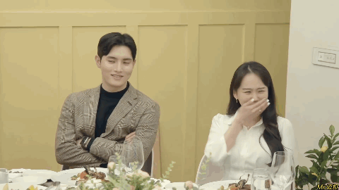 四川地震瞬间女幼师冲回屋救人