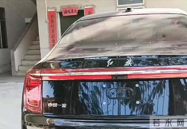 主播自带燃气做饭蹲守全红婵家