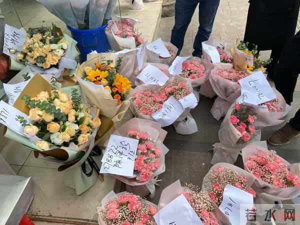 母亲节鲜花超情人节