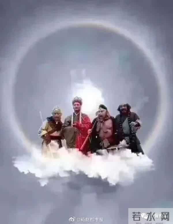 山东一地上空出现超大圆环彩虹