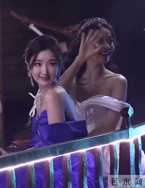 GQ的小船 网友直呼诡异又尴尬