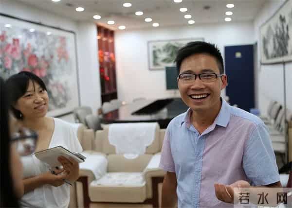 男子为上清华复读13年拒多所名校