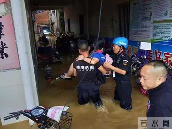 救援队救灾返程被卡收费近500元