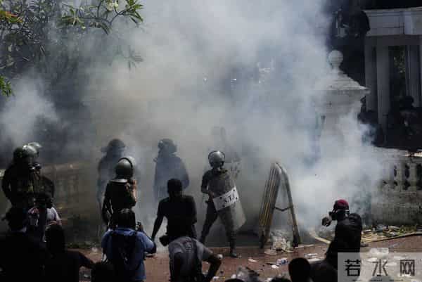 80秒看斯里兰卡大抗议6个时间节点