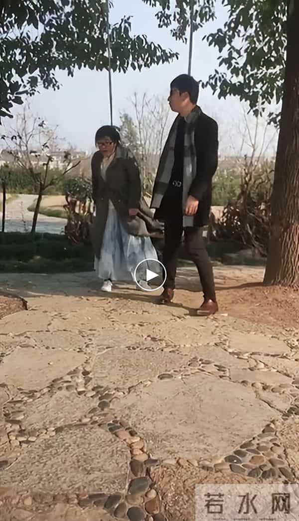 经纪人称余秀华与伴侣已分手