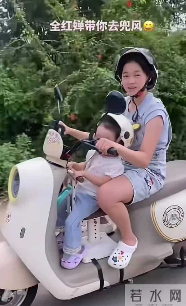 主播自带燃气做饭蹲守全红婵家