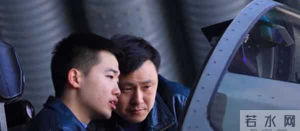 东部战区空军战机“上新”