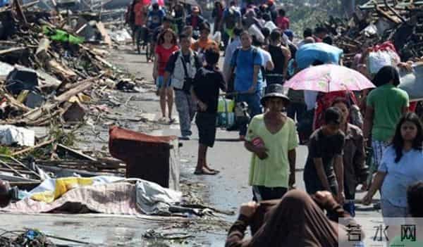 菲律宾警方解救200多名中国公民