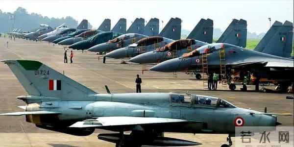 印度飞往俄罗斯客机在阿富汗坠毁