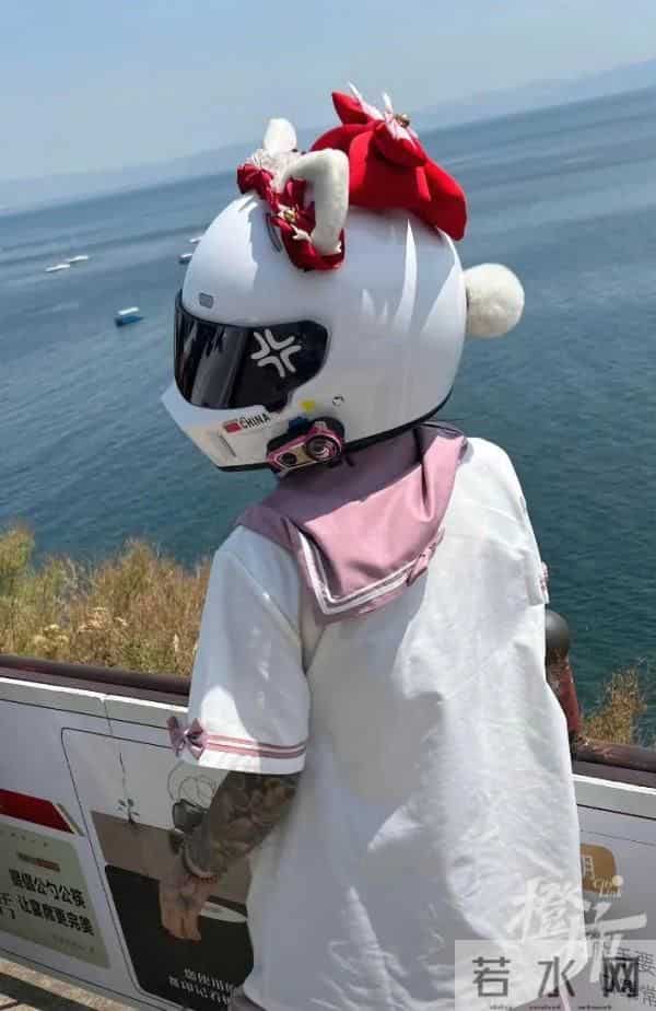 00后网红马若松遇车祸身亡监控曝光