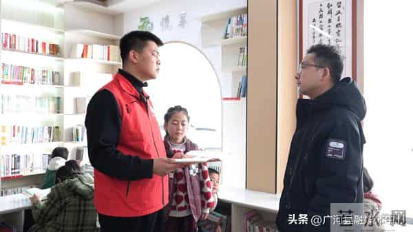 网格员哭到一半工作一来秒变坚强