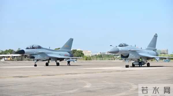 东部战区空军战机“上新”