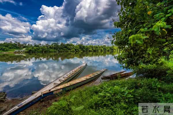 海南一漂流景区五一堵船了