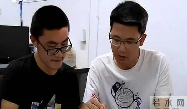 班主任回应男生高考前父亲去世