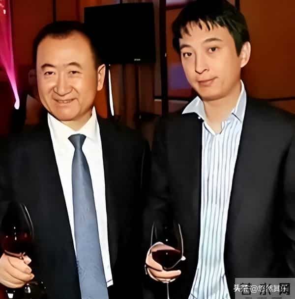 媒体-王健林还是割掉了心头肉