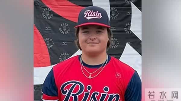 美国18岁女罪犯因颜值超高爆红