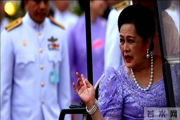 中国10家航司取消近9000趟赴泰航班