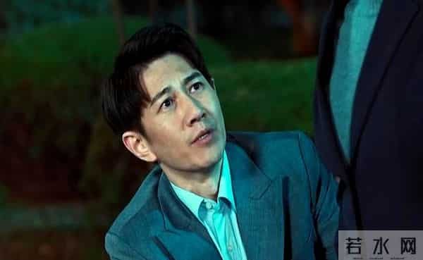 老夫妻连续9年给开公交的儿子送饭