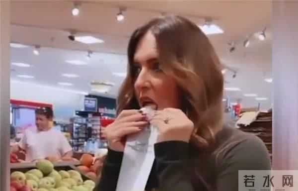 美国一女子超市舔商品自证不怕新冠