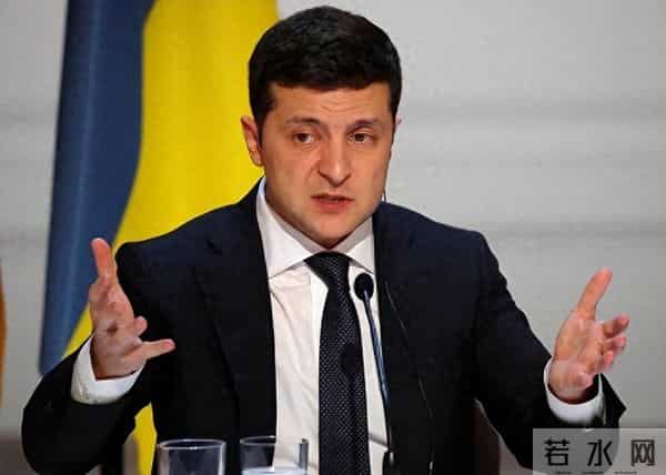 克里米亚大桥爆炸瞬间-火海掩埋车辆