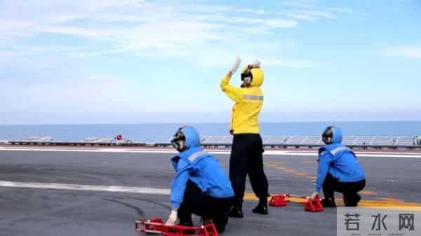 直击辽宁舰内部:女舰员区布置温馨