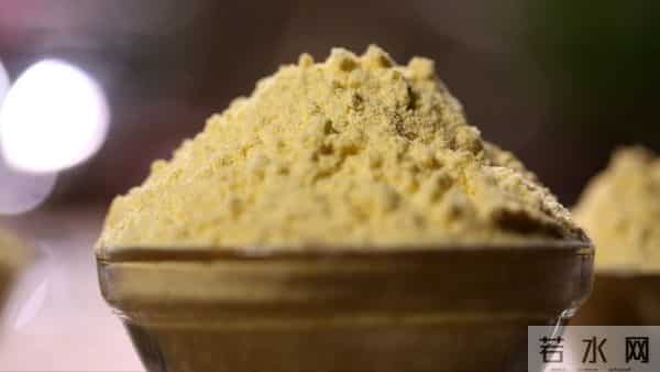 男生把洗面奶当牙膏用2个月