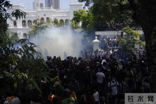 80秒看斯里兰卡大抗议6个时间节点