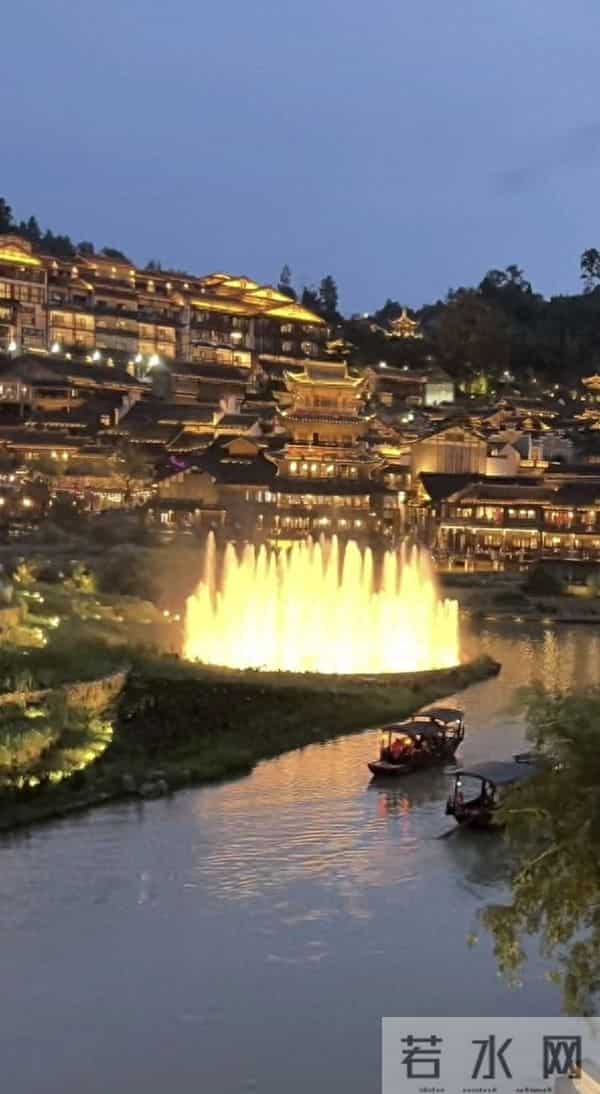 被电子烟花惊艳到了