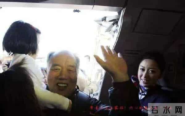 这名党代表亲历现实版“万里归途”