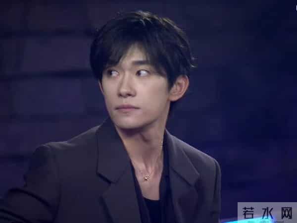 GQ的小船 网友直呼诡异又尴尬