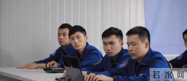 东部战区空军战机“上新”