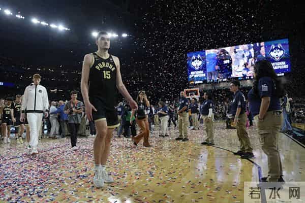 周志豪会是NBA下一个姚明吗