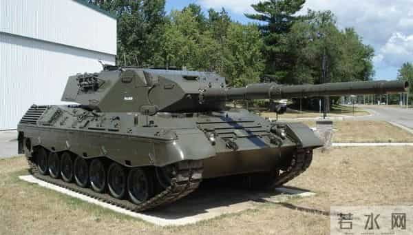 抓精灵闯军事基地