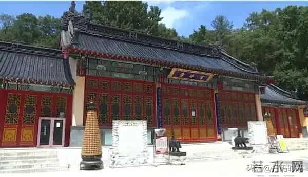 接待吴啊萍供奉僧人曾撞死人