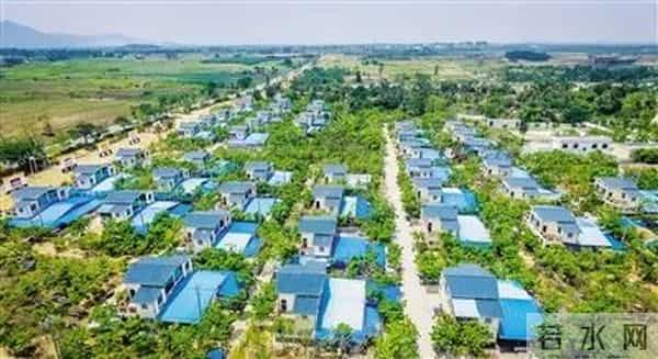 海南一漂流景区五一堵船了