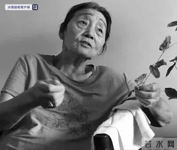 韩国丈夫打疫苗 感谢中国老婆