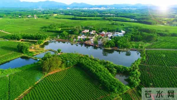 海南一漂流景区五一堵船了