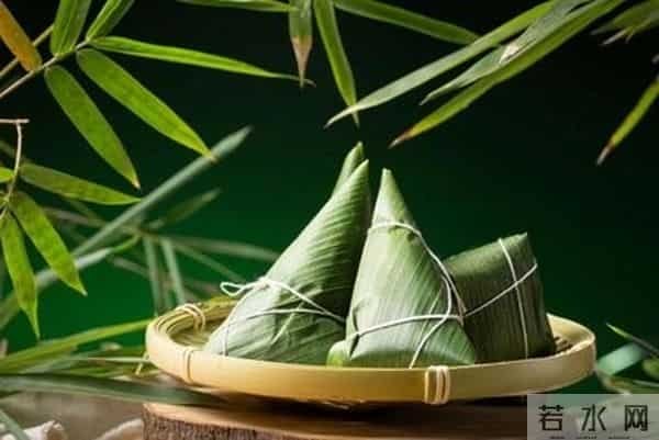 年夜饭是什么时候吃的