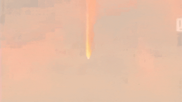 多地现不明飞行物 武汉有人拍到