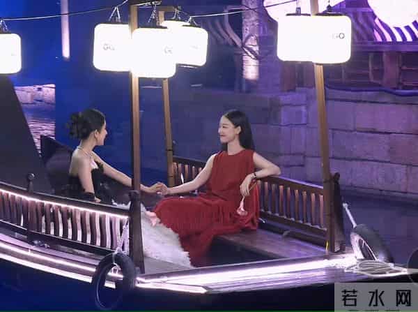 GQ的小船 网友直呼诡异又尴尬