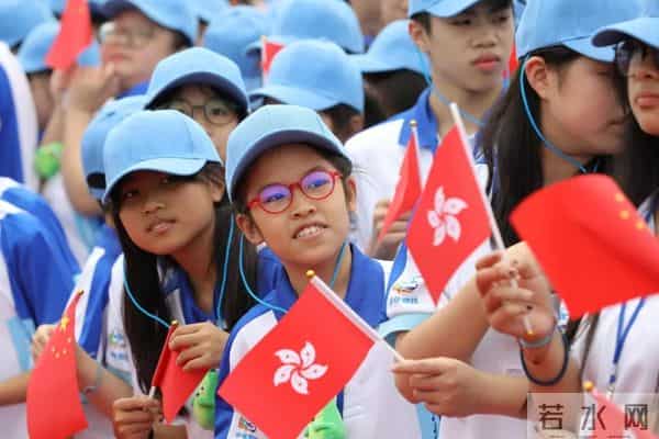 妈妈揭秘全红婵为何爱公仔