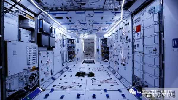 3名航天员太空生活“剧透”