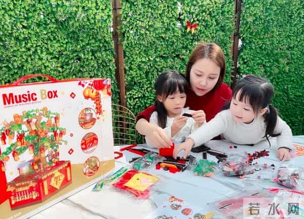 女子一家三口发烧用洋葱退热成功