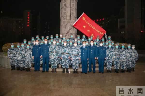 上千名医护集结驰援西安抗疫