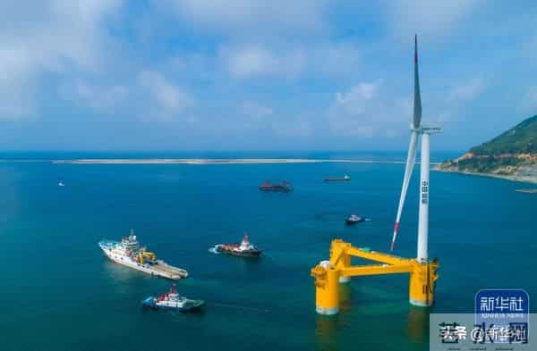 四川乐山大佛脚下河床裸露