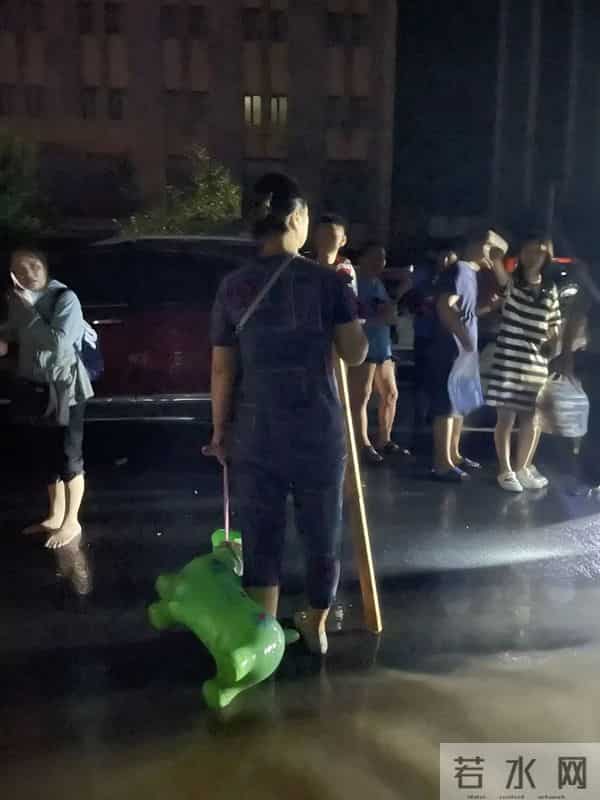 涿州救援不易-正经历断水断粮断电