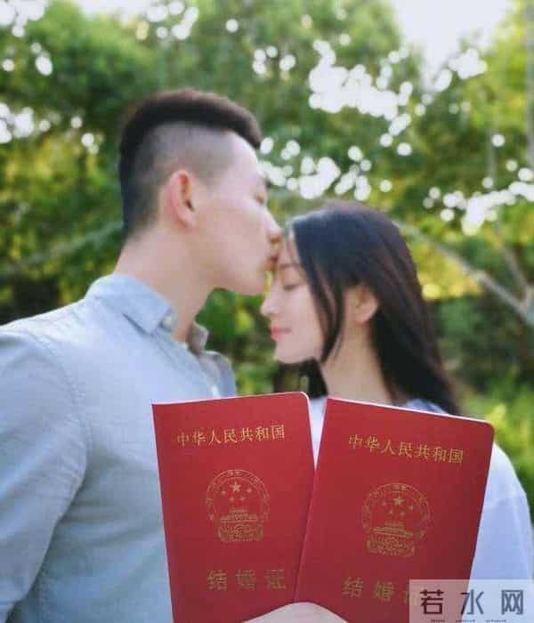 张馨予整容,军嫂张馨予：整容上位黑料不断，手撕前任李晨，遇真爱后却转型