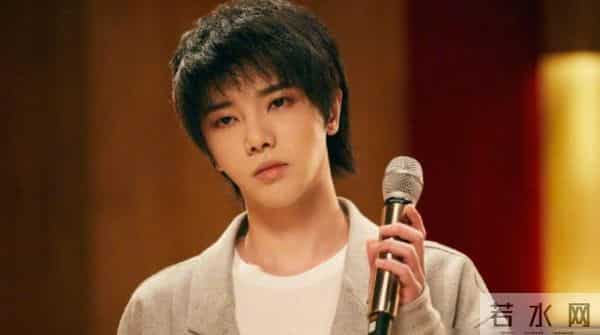 华晨宇透露妈妈因癌症去世,华晨宇妈妈周忆:儿子被骂很心痛,离世前最大心愿是儿子婚姻幸福