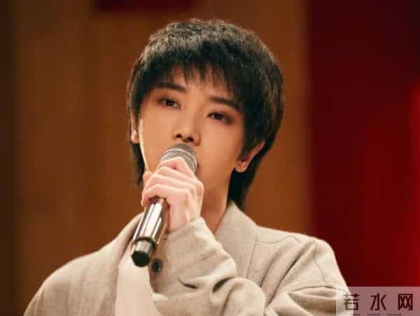 华晨宇透露妈妈因癌症去世,华晨宇妈妈周忆:儿子被骂很心痛,离世前最大心愿是儿子婚姻幸福